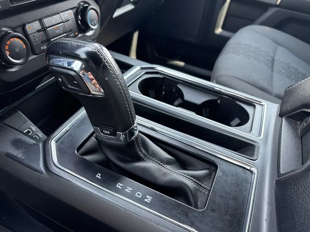 2018 Ford F-150 XLT photo 24