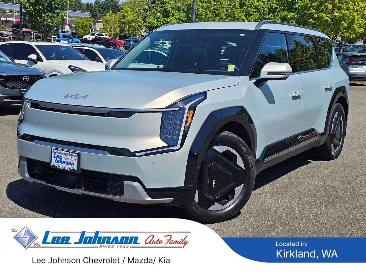 2024 Kia EV9 Land AWD's photo
