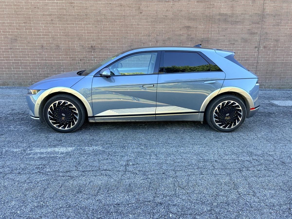 Used 2023 Hyundai IONIQ 5 Limited with VIN KM8KRDAF0PU219807 for sale in Kansas City