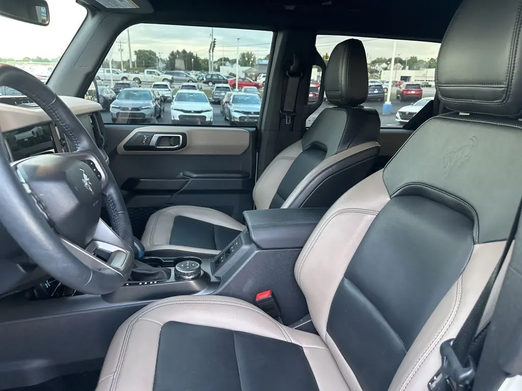 2024 Ford Bronco photo 5