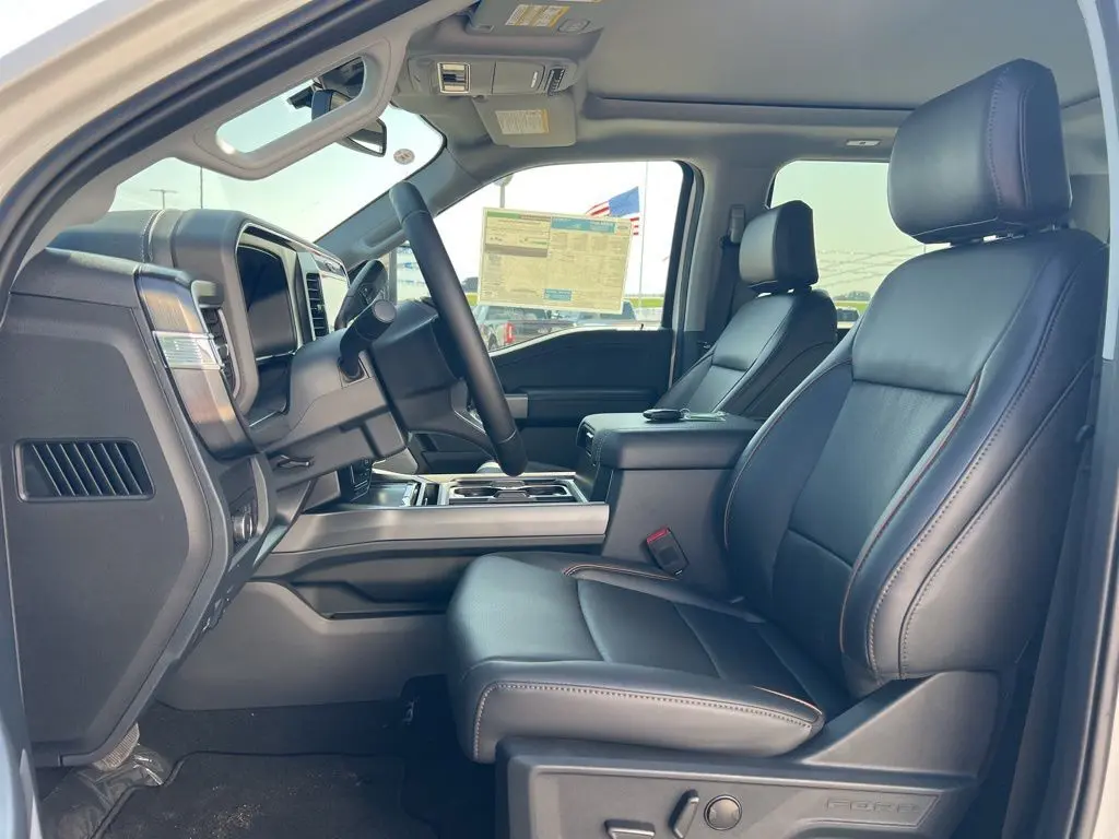 2026 Ford F-350 photo 14