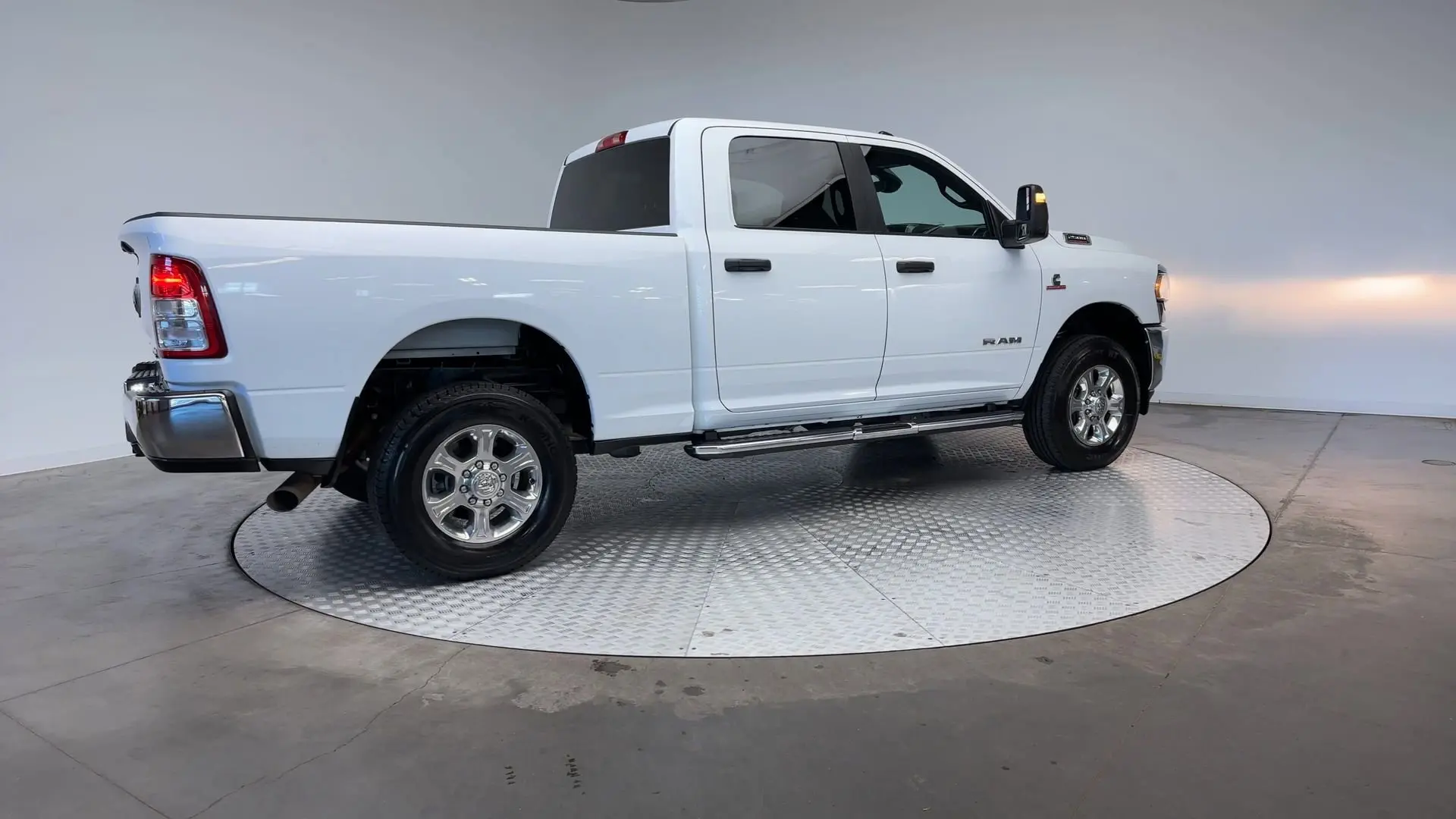 2024 Ram 2500 Big Horn photo 2