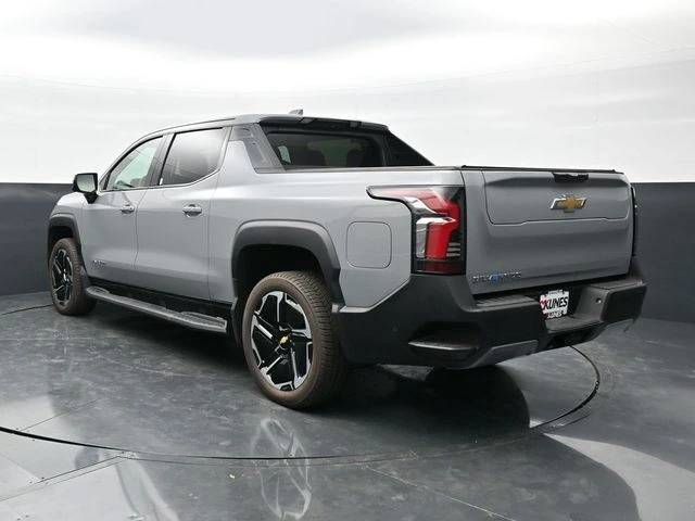 2026 Chevrolet Silverado EV LT - Photo 11