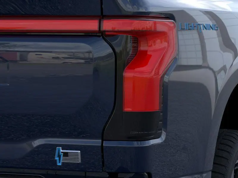 2025 Ford F-150 Lightning Platinum photo 20