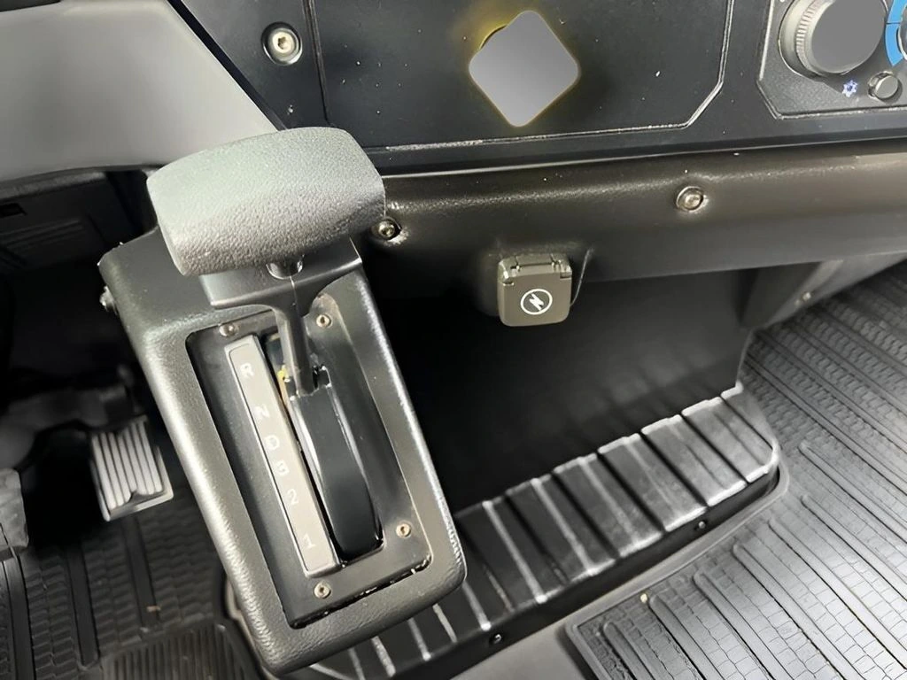 2023 Mack - image 31