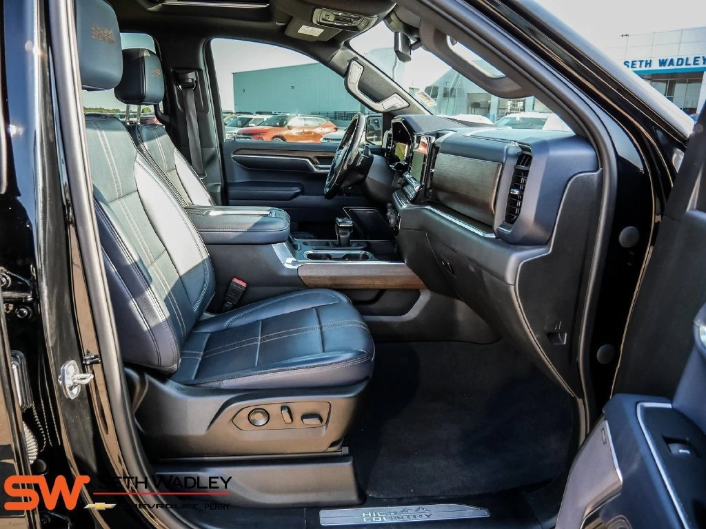 2022 Chevrolet Silverado 1500 High Country - Photo 15