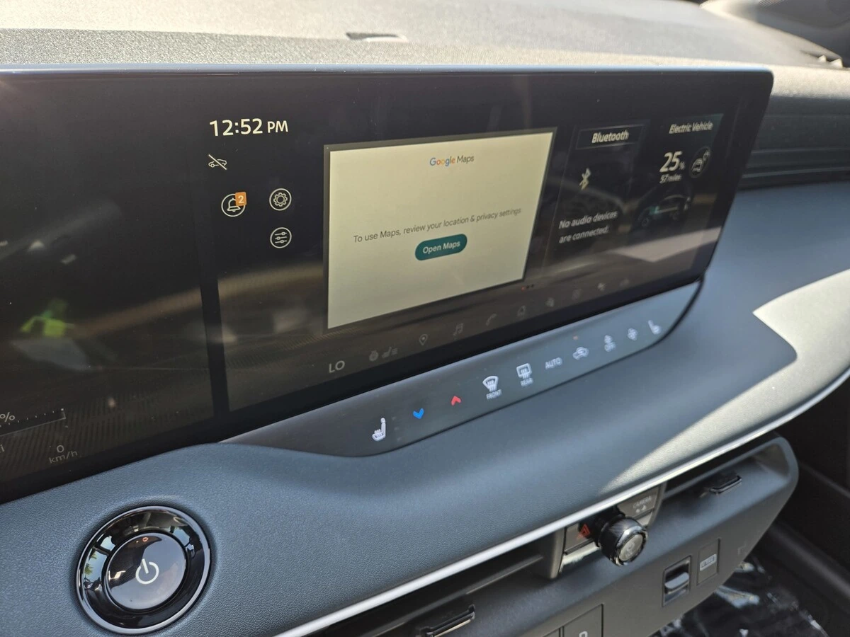 2026 Nissan LEAF Platinum+ - Photo 14