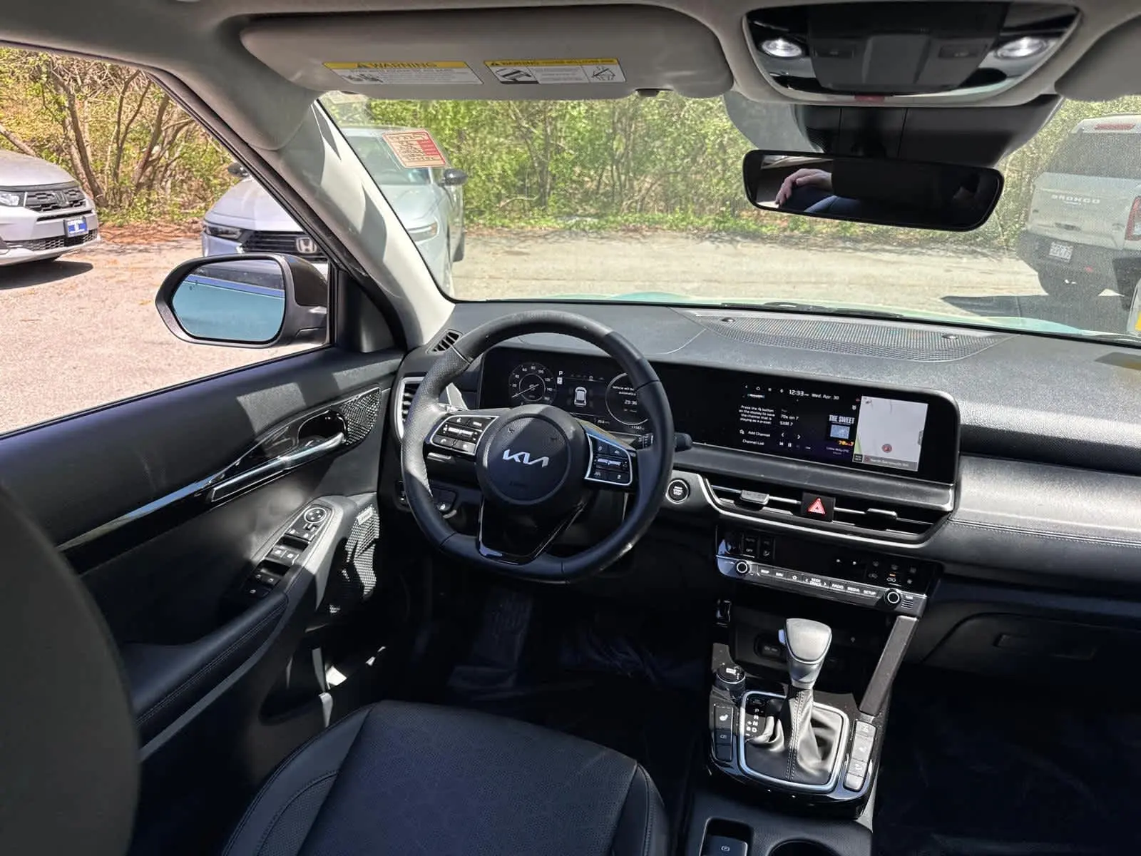 2024 Kia Seltos SX photo 30