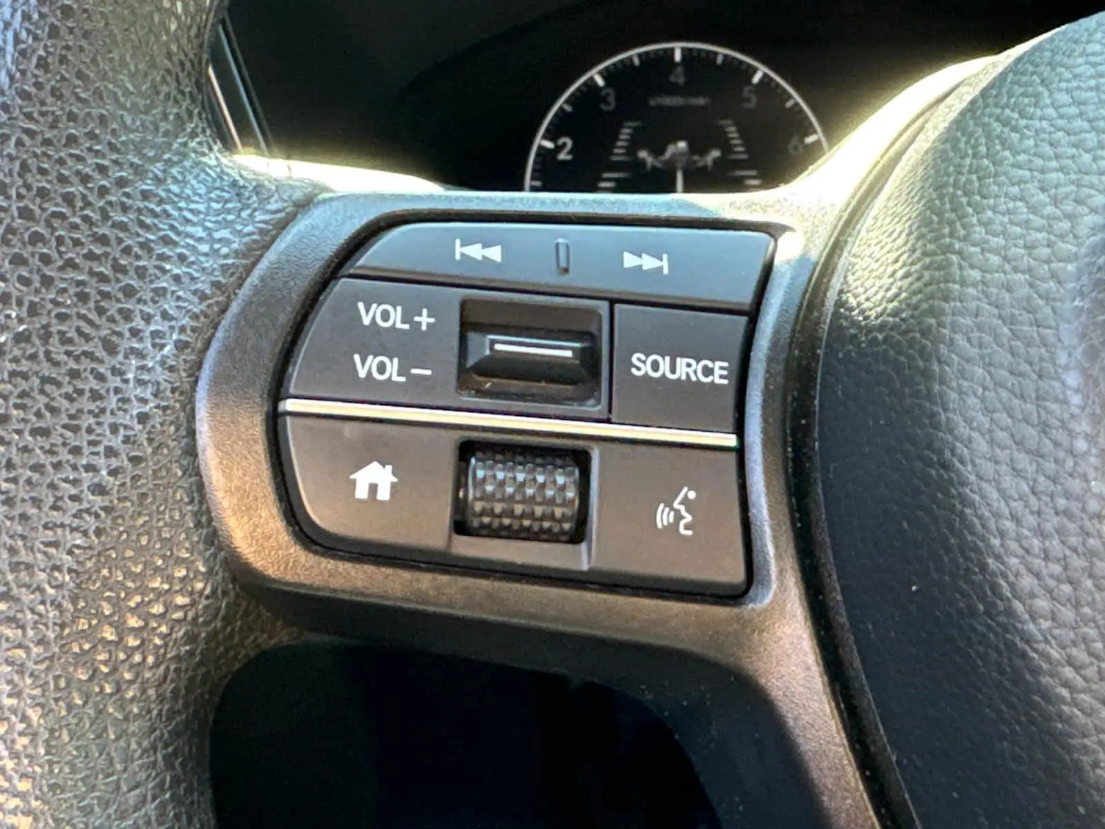2024 Honda CR-V LX photo 17