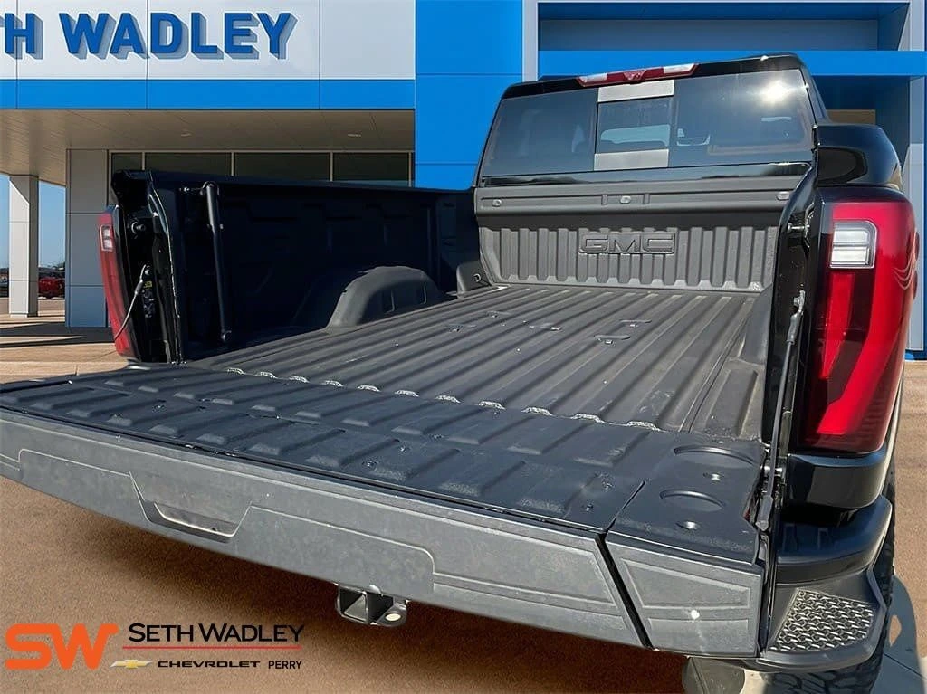 2025 GMC Sierra 2500HD Denali - Photo 10