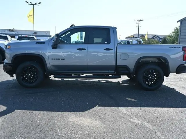 2026 Chevrolet Silverado 2500HD Custom photo 7