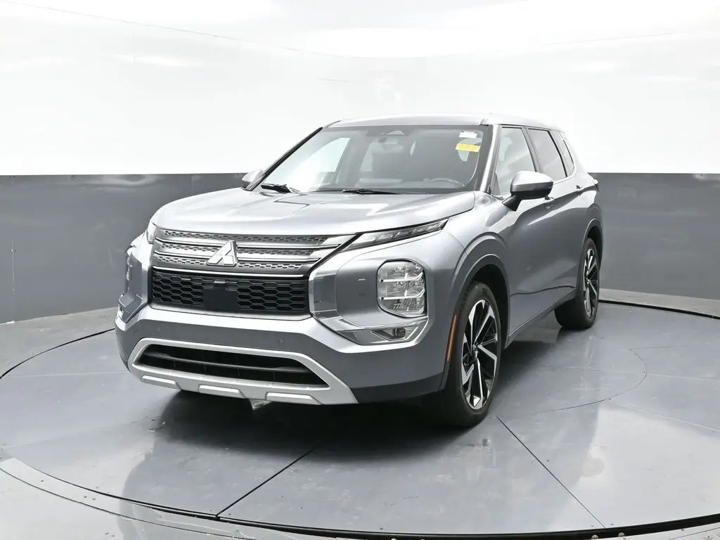 2024 Mitsubishi Outlander SE Ralliart photo 4