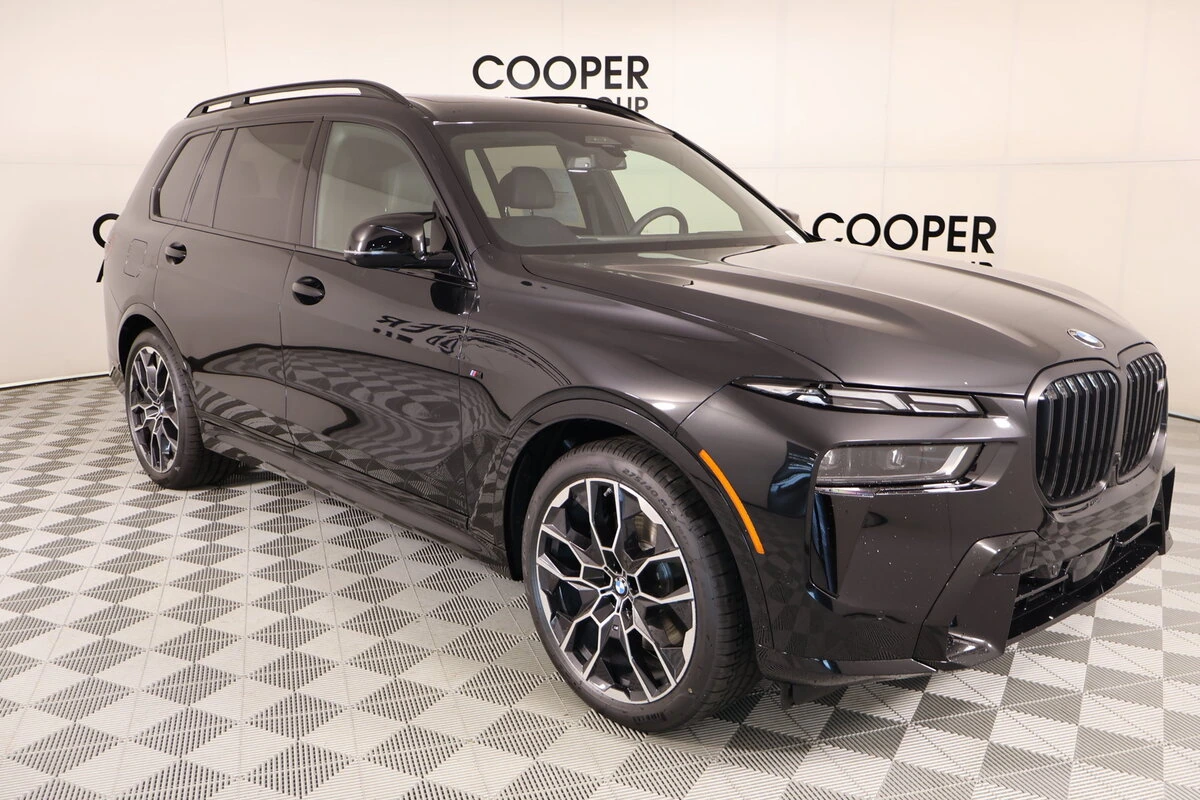 2027 BMW X7
