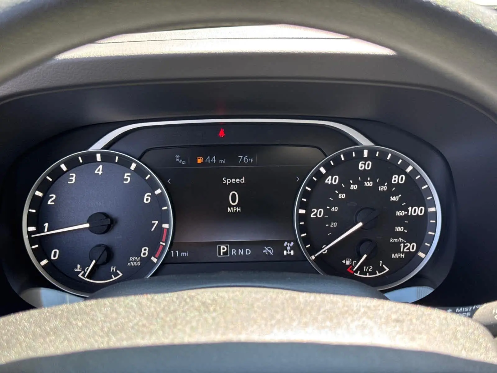 2025 Nissan Frontier SV photo 17