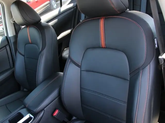 2024 Nissan Sentra SR Premium photo 5