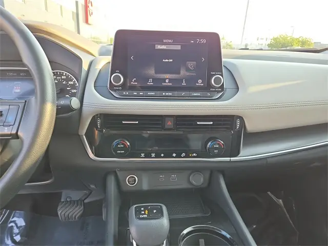 2023 Nissan Rogue SV photo 20
