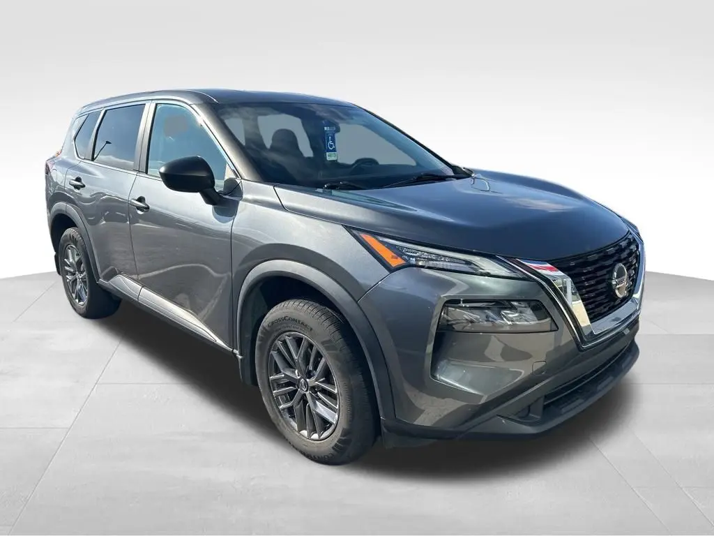 2021 Nissan Rogue S photo 2