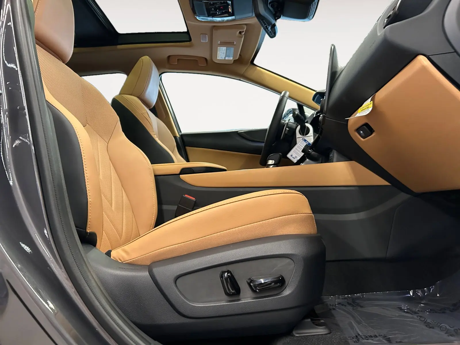 2025 Lexus NX 350 Luxury AWD photo 15