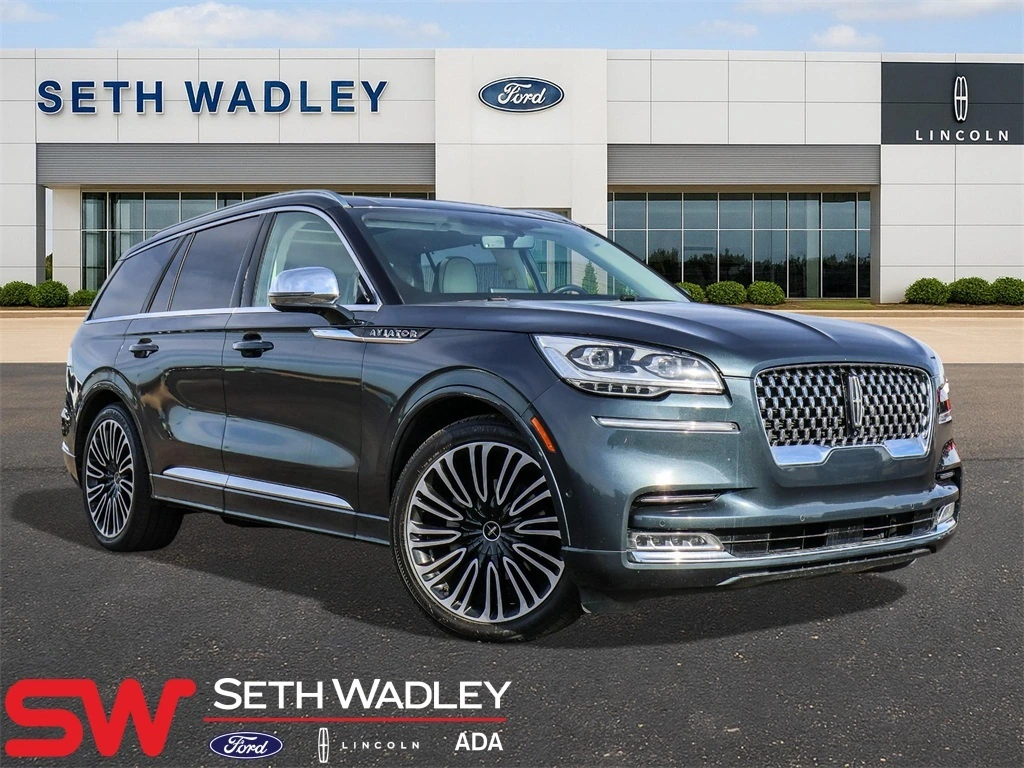 2020 Lincoln Aviator Black Label's photo
