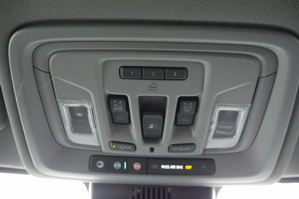 2026 Chevrolet Silverado LTZ photo 21
