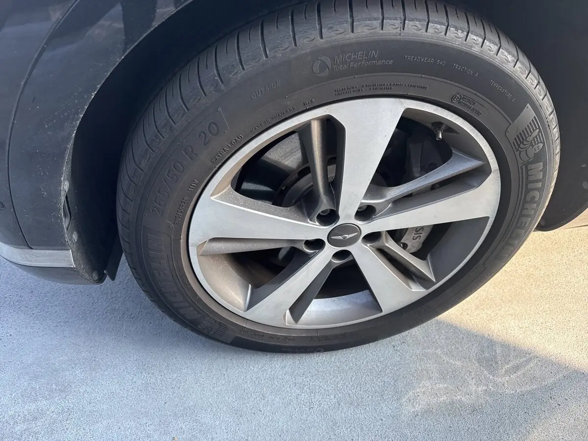 2023 Genesis GV80 3.5T Advanced AWD photo 3