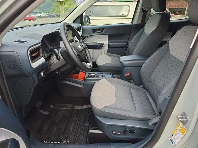2024 Ford Maverick XLT photo 17