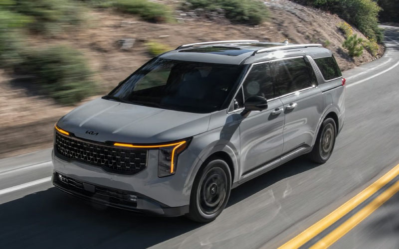Kia vs Toyota for Hybrid SUV Versatility and Daily Ownership near La Pine, OR