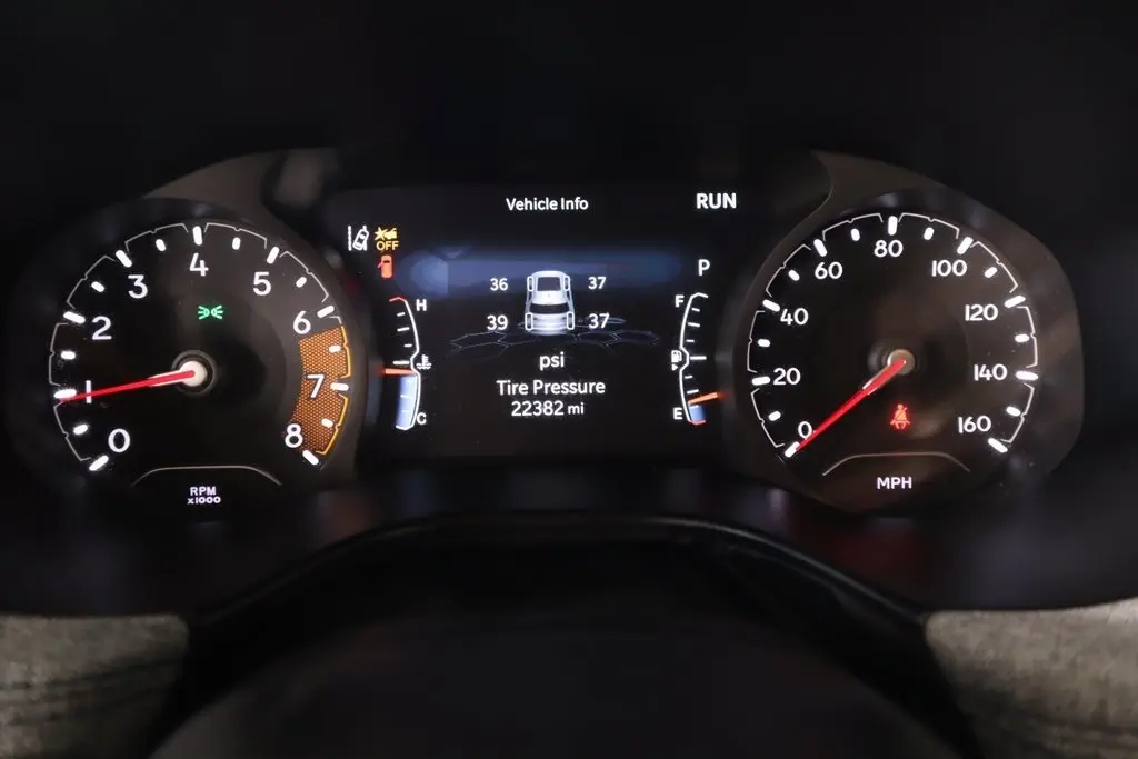 2024 Jeep Compass Sport photo 4