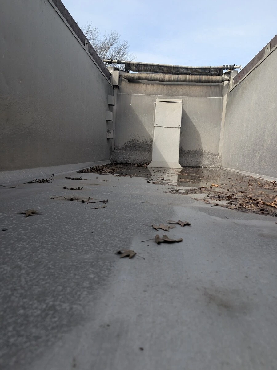 2019 International HX - image 34