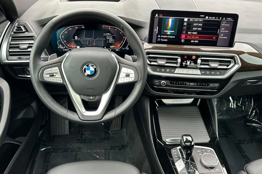 2025 BMW X4 30i - Photo 14