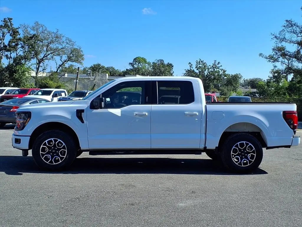 2024 Ford F-150 XLT photo 4