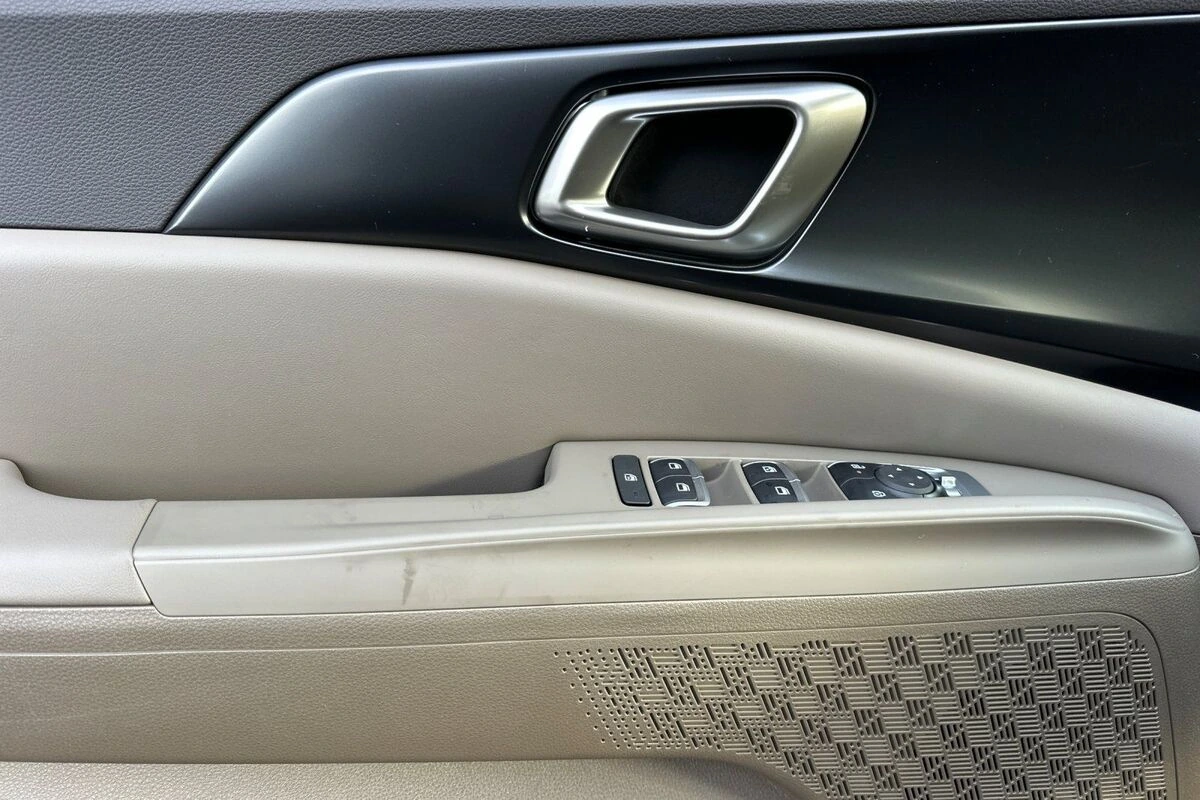 2026 Kia Carnival LXS - Photo 7
