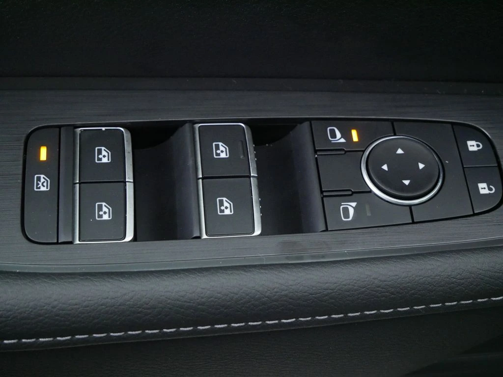 2026 Nissan Armada SV - Photo 20