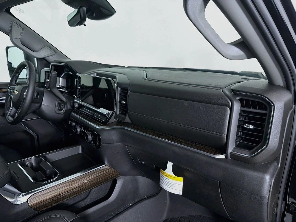 2026 Chevrolet Silverado 3500 HD LT - Photo 29