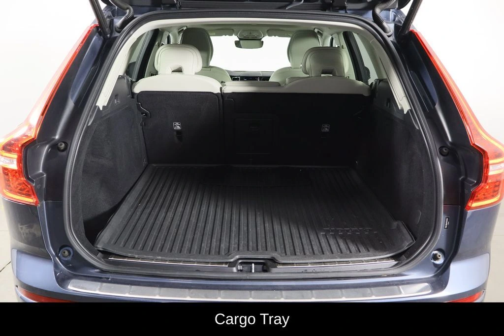 2023 Volvo - image 16