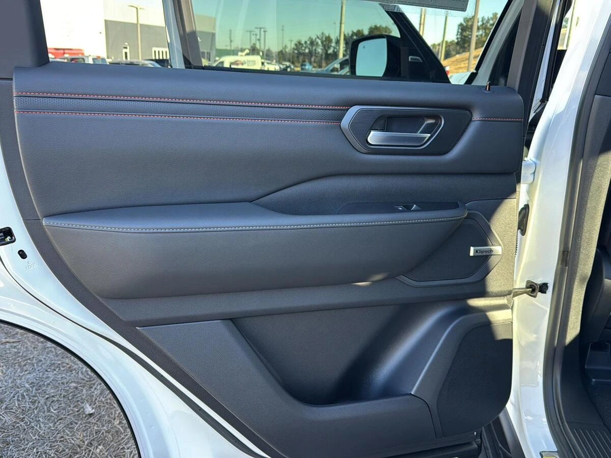 2026 Nissan Armada PRO-4X - Photo 16