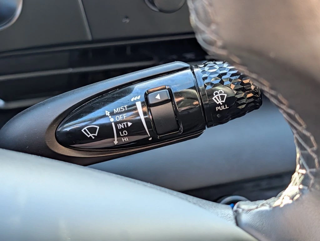2025 Hyundai Elantra SEL - Photo 27