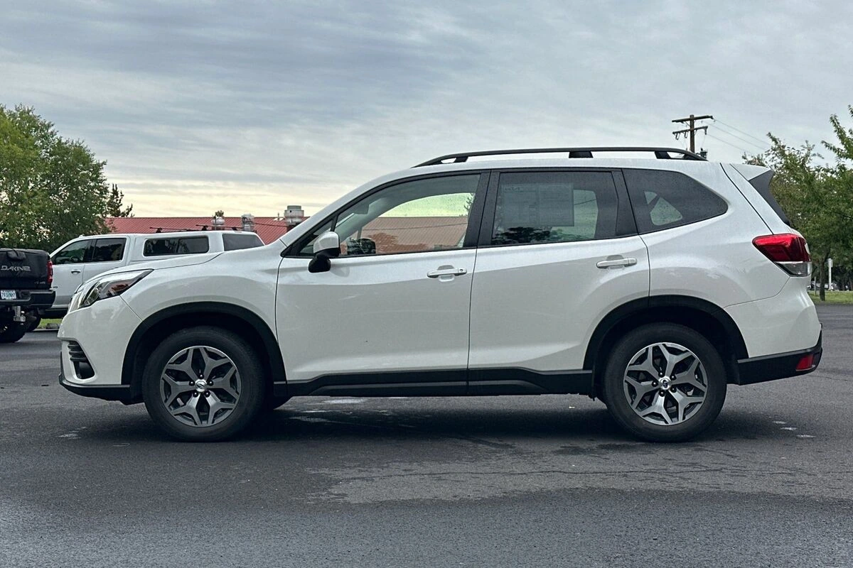 2023 Subaru Forester Premium - Photo 7