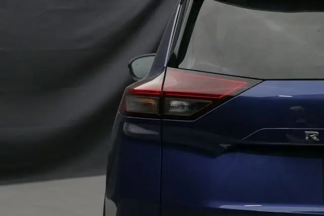2023 Nissan Rogue SL photo 12