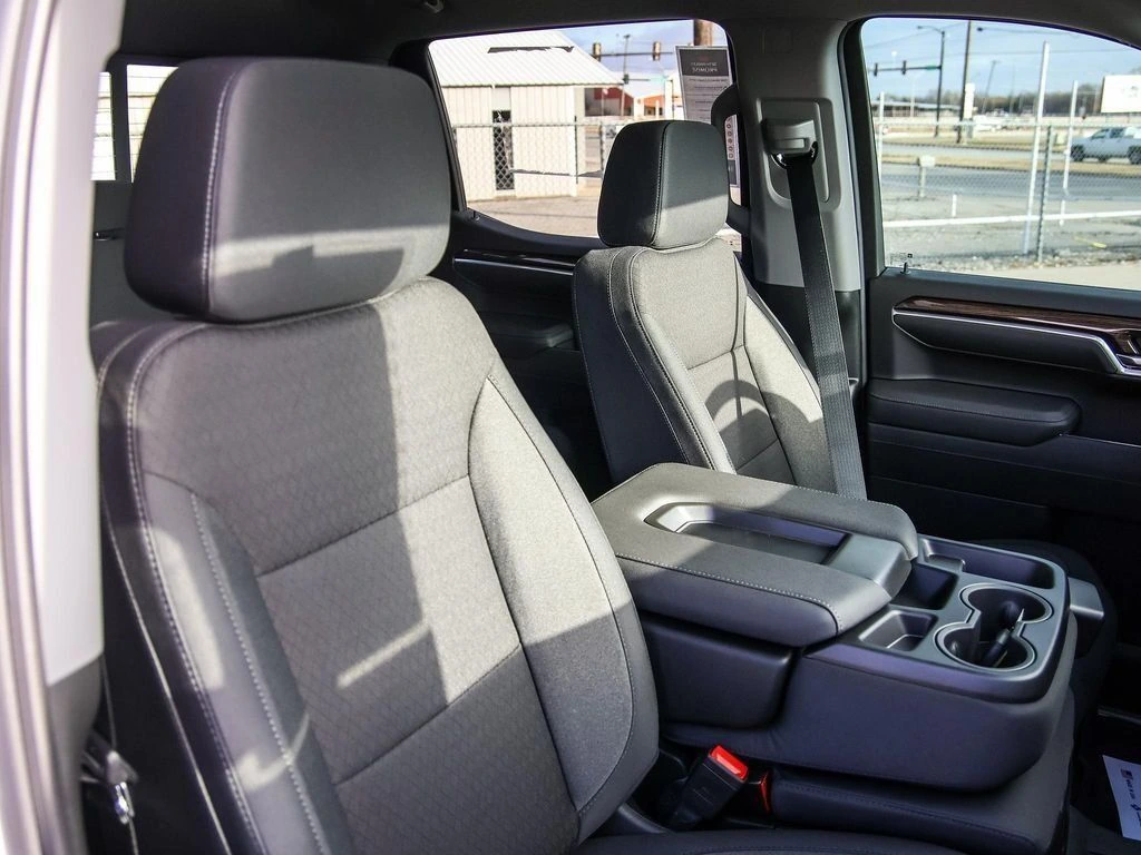 2026 Chevrolet Silverado 1500 LT - Photo 18