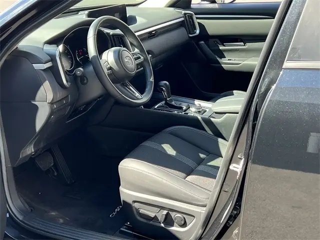 2023 Mazda CX-50 2.5 Preferred Plus photo 9