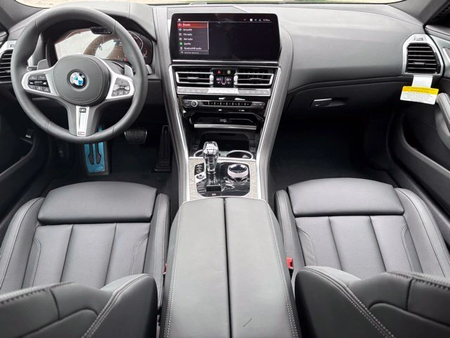 2026 BMW 8 Series 840i - Photo 18