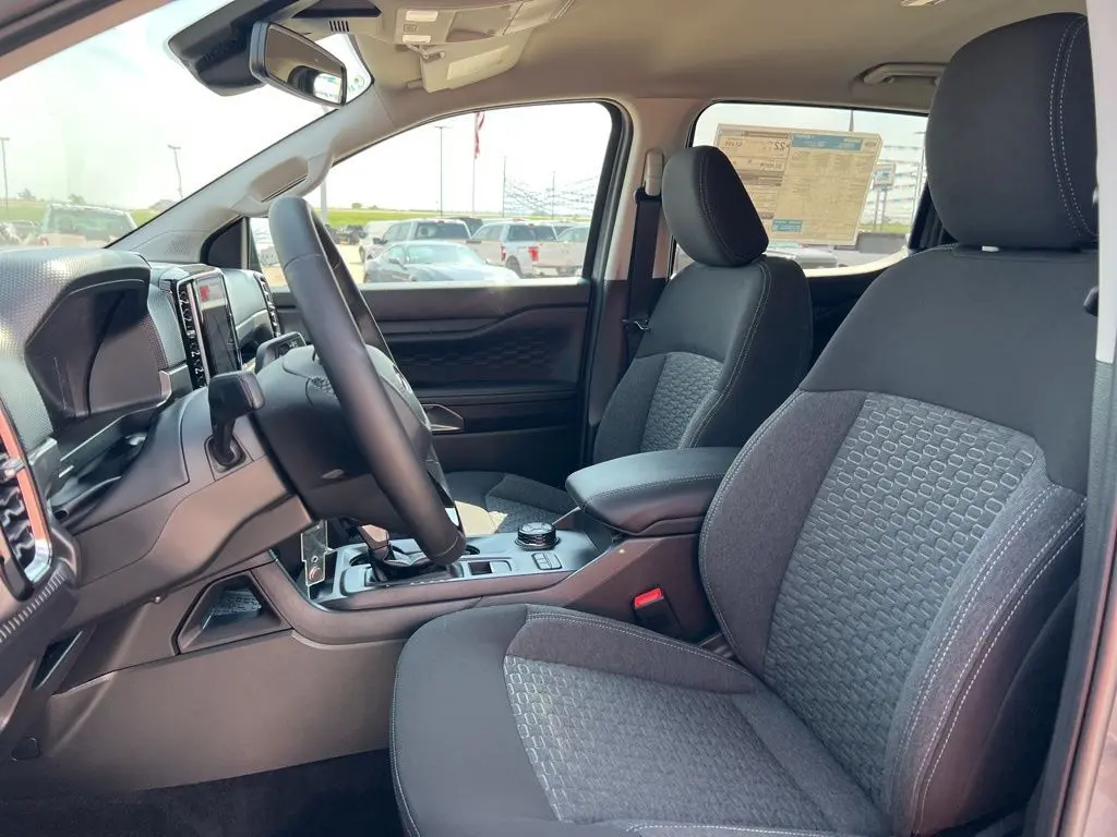 2025 Ford Ranger XLT photo 16