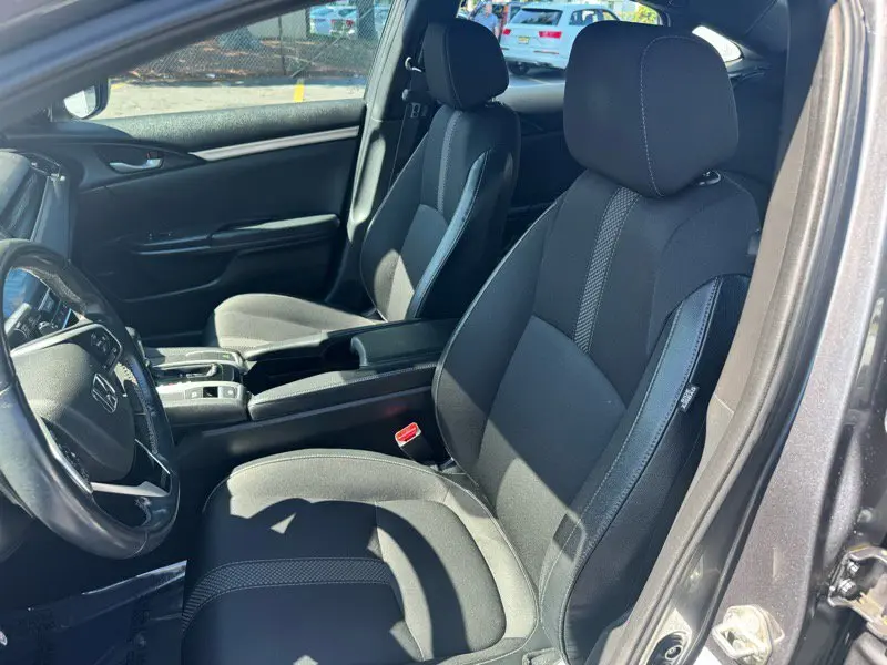 2019 Honda Civic Sport photo 7
