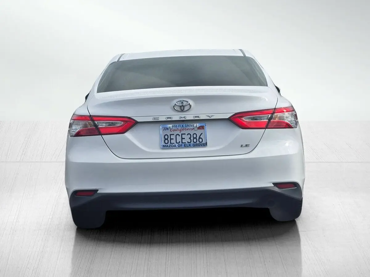 2018 Toyota Camry L photo 4