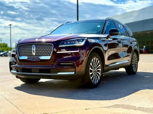 2022 Lincoln Aviator Reserve photo 3