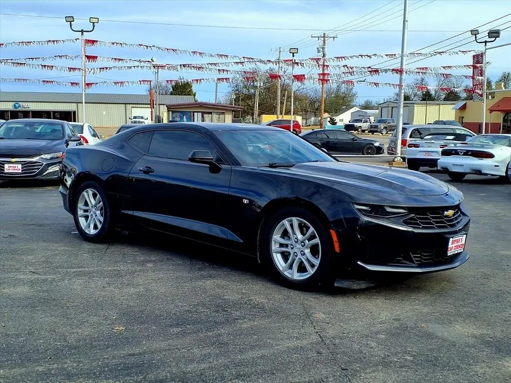 2022 Chevrolet Camaro 1LS 1LT photo 2
