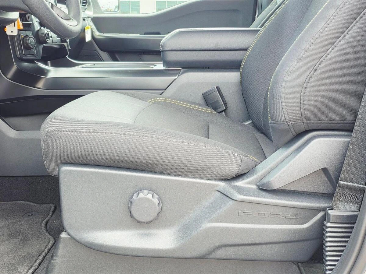 2025 Ford F-150 STX - Photo 20