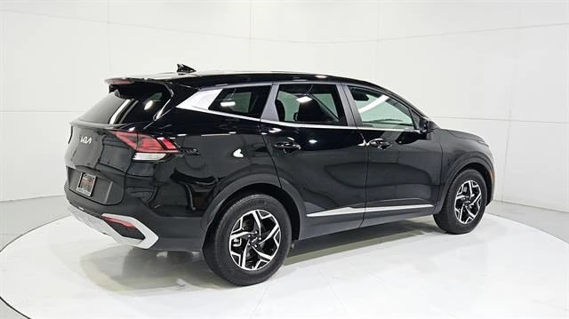 2025 Kia Sportage LX - Photo 8
