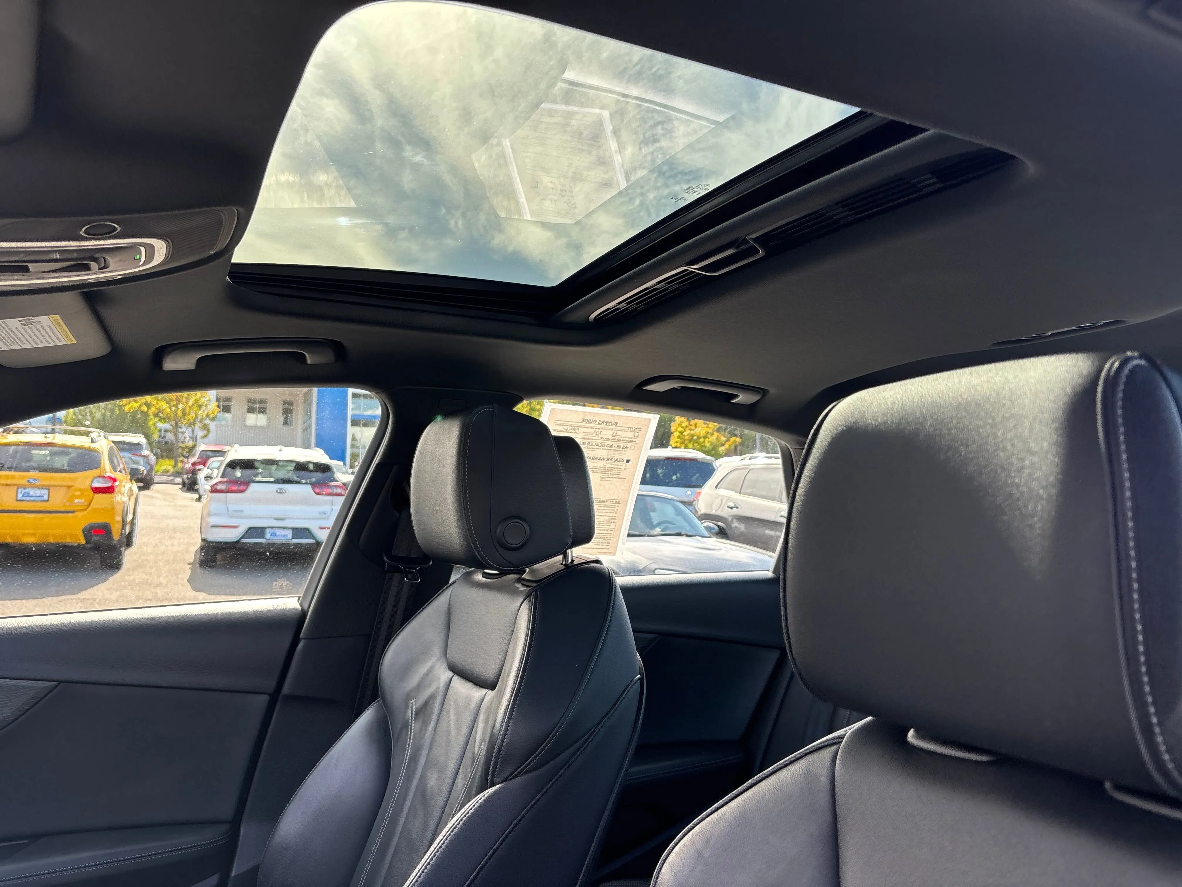 2023 Audi A4 S line Premium Plus 45 TFSI Quattro photo 5